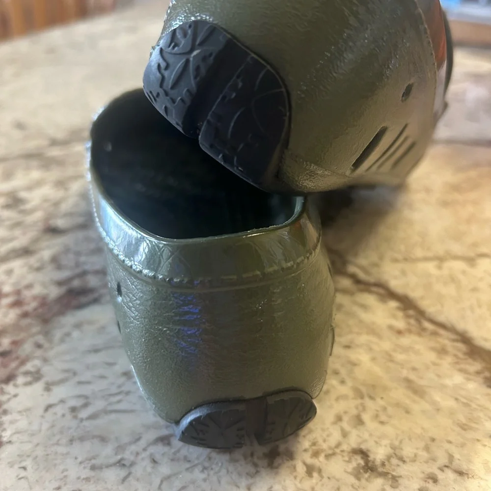 Kids Olive Green Water-Resistant Slip-On Shoes